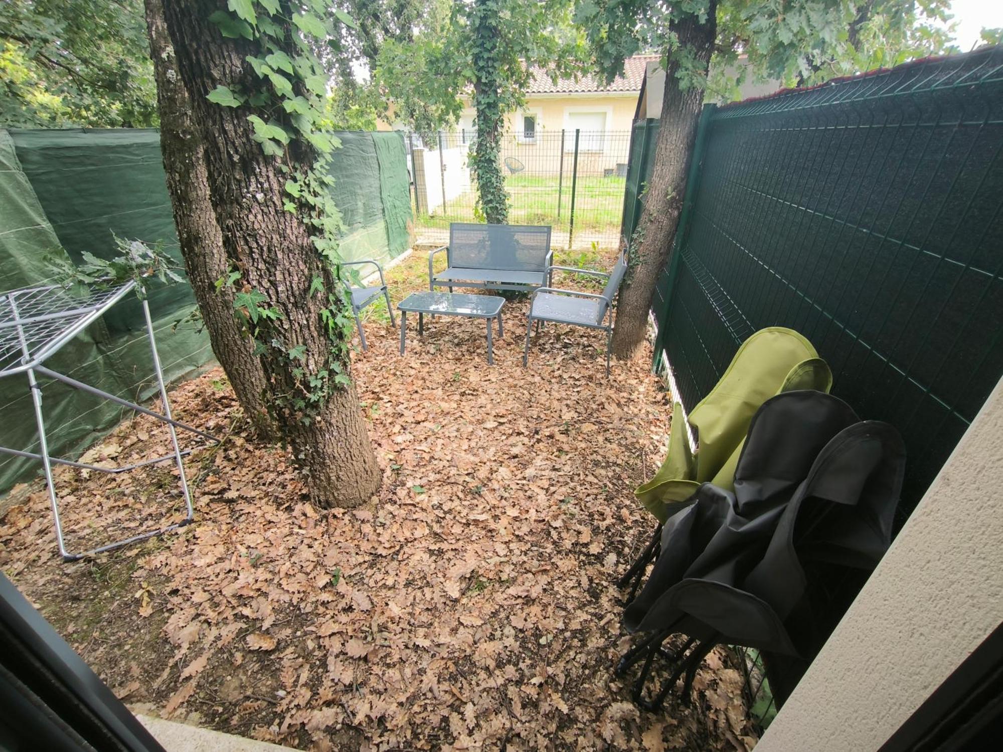 Maisonnette Avec Jardin โคโลมิเยร์ส ภายนอก รูปภาพ